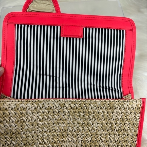 NWT KATE SPADE NEW YORK LEATHER TRIMMED RAFFA STRAW— WOVEN BOW CLUTCH - Picture 9 of 13